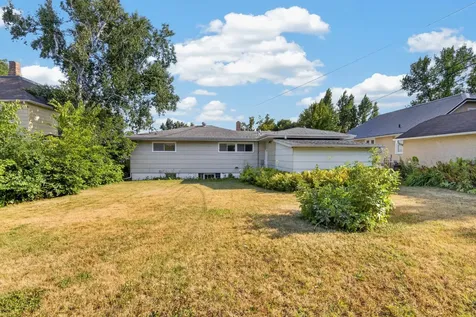 436 8th Street NW Valley City ND 58072