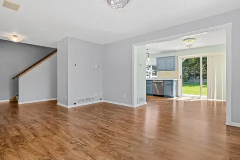 1108 Mackubin Street Saint Paul MN 55117