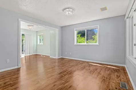 1108 Mackubin Street Saint Paul MN 55117