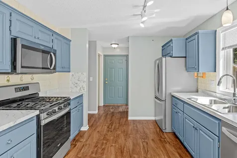 1108 Mackubin Street Saint Paul MN 55117