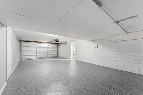 2020 Arcade Street Maplewood MN 55109