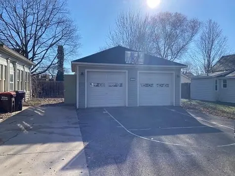 473 2nd N Bayport MN 55003