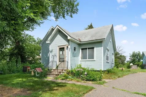 695 N Oak Drive Vadnais Heights MN 55127