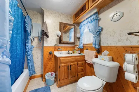 695 N Oak Drive Vadnais Heights MN 55127