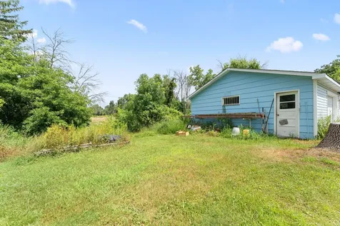 695 N Oak Drive Vadnais Heights MN 55127