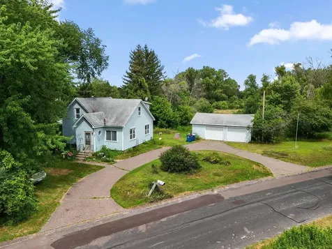 695 N Oak Drive Vadnais Heights MN 55127