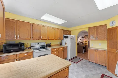 695 N Oak Drive Vadnais Heights MN 55127