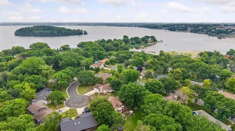 148 Stacy Circle Waconia MN 55387