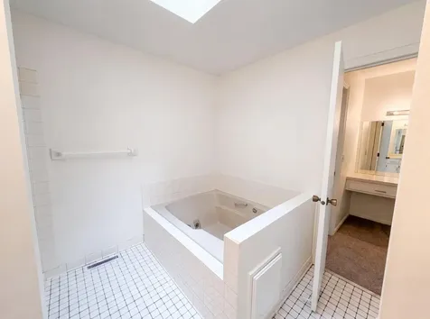 2601 Setter Circle Mound MN 55364