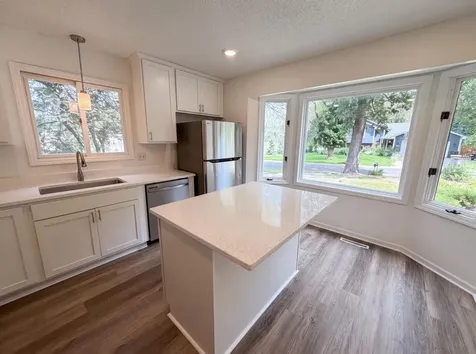 2601 Setter Circle Mound MN 55364