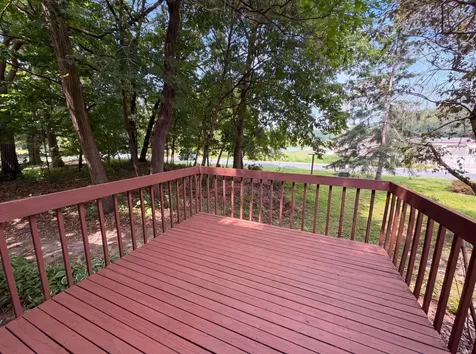 2601 Setter Circle Mound MN 55364