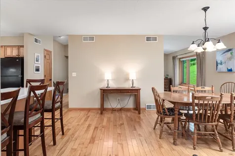 240 Red Apple Drive La Crescent MN 55947