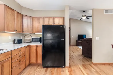 240 Red Apple Drive La Crescent MN 55947