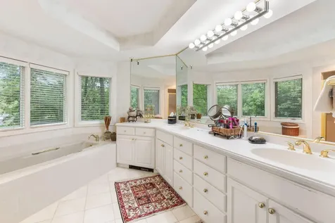 12700 Sherwood Place Minnetonka MN 55305