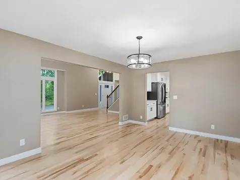 4816 Kingsdale Drive Bloomington MN 55437