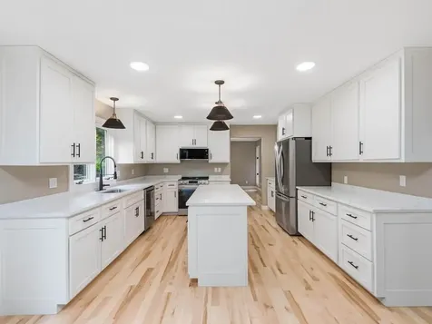 4816 Kingsdale Drive Bloomington MN 55437