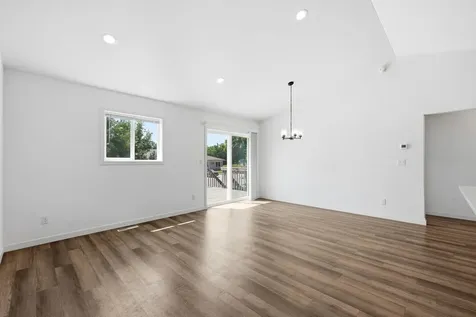 303B Torontos Court Hillsboro ND 58045