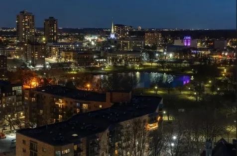 1235 Yale Place Minneapolis MN 55403