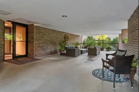 1235 Yale Place Minneapolis MN 55403