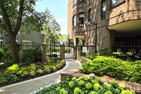 1235 Yale Place Minneapolis MN 55403