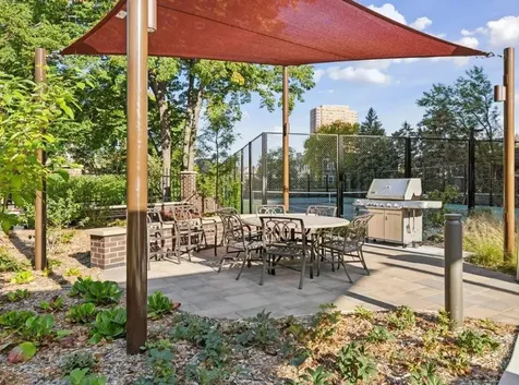 1235 Yale Place Minneapolis MN 55403