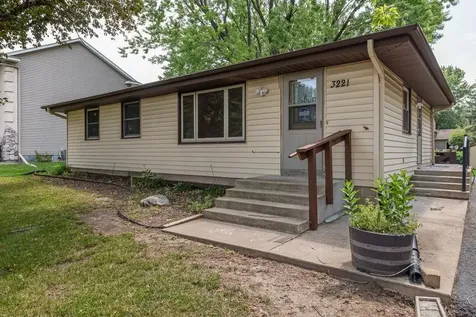 3221 Kent Street SW Prior Lake MN 55372