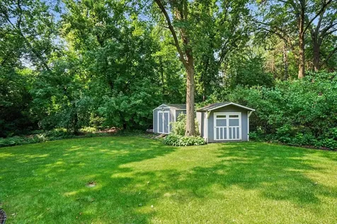 5710 Oakview Lane N Plymouth MN 55442