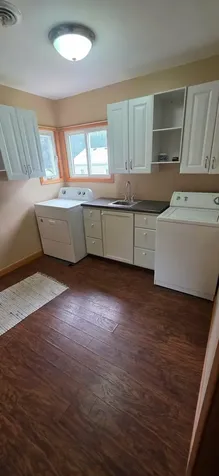107 Park Avenue E Hollandale MN 56045