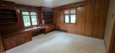 107 Park Avenue E Hollandale MN 56045