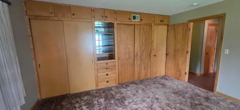 107 Park Avenue E Hollandale MN 56045