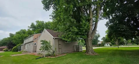 107 Park Avenue E Hollandale MN 56045