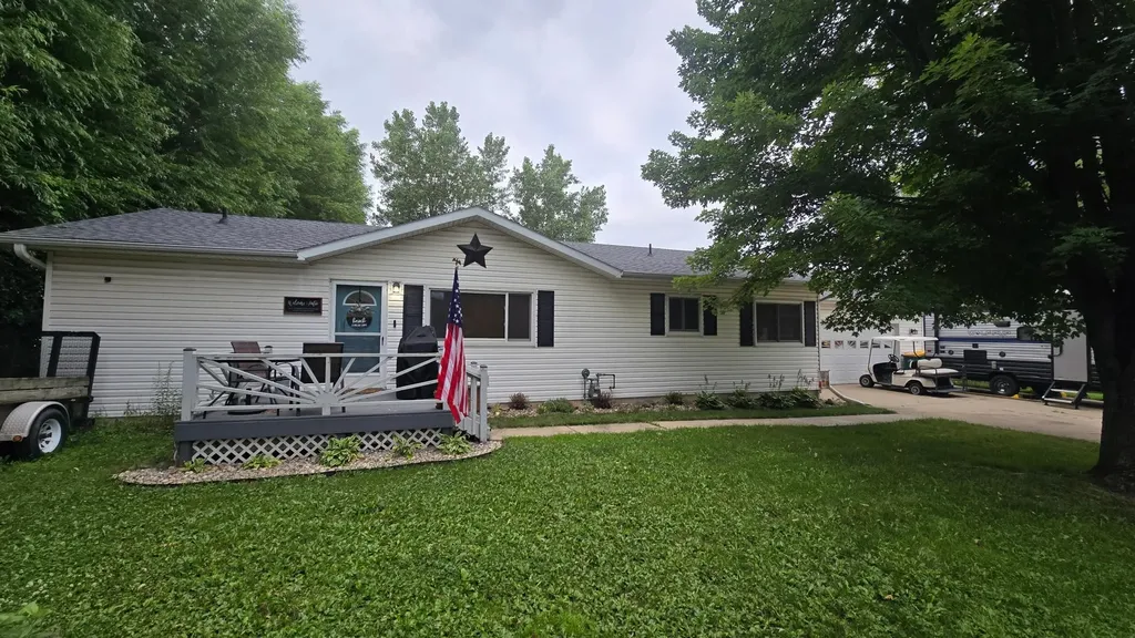 197 2nd Street NE Clarks Grove MN 56016