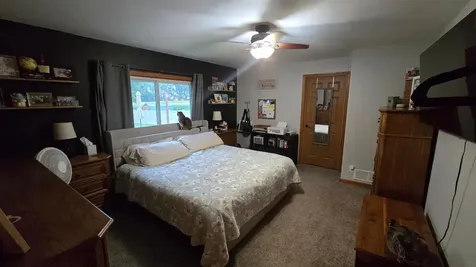 197 2nd Street NE Clarks Grove MN 56016
