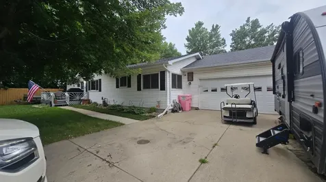 197 2nd Street NE Clarks Grove MN 56016