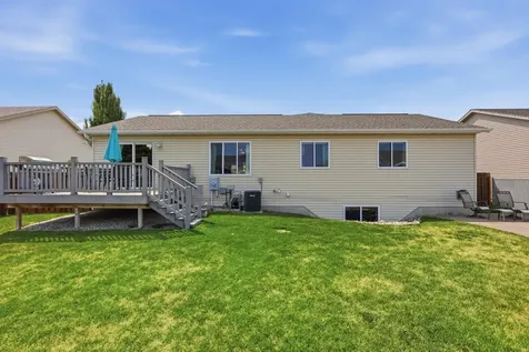 3532 Lincoln Street S Fargo ND 58104