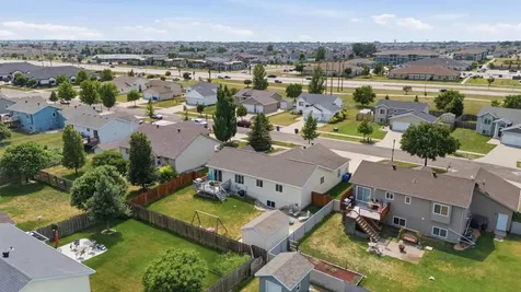 3532 Lincoln Street S Fargo ND 58104