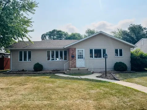 508 Kneale Avenue S Thief River Falls MN 56701
