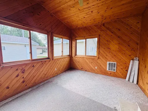 508 Kneale Avenue S Thief River Falls MN 56701