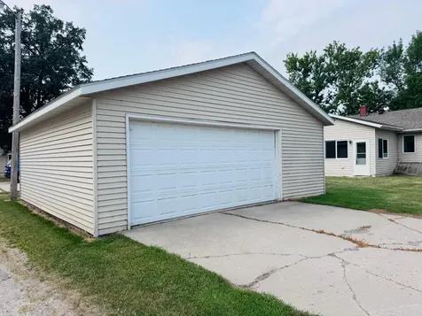 508 Kneale Avenue S Thief River Falls MN 56701