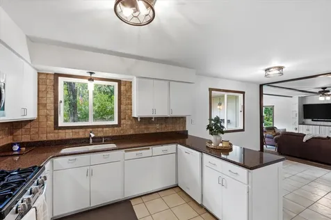 2419 Hidden Valley Lane Stillwater MN 55082