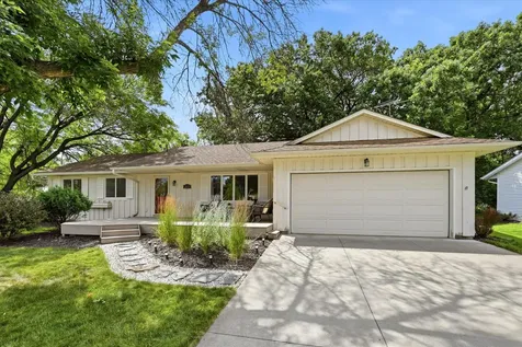 2419 Hidden Valley Lane Stillwater MN 55082