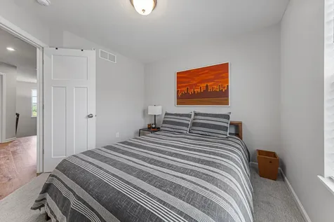 860 Roselyn Drive Victoria MN 55386