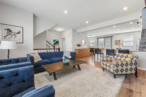 860 Roselyn Drive Victoria MN 55386