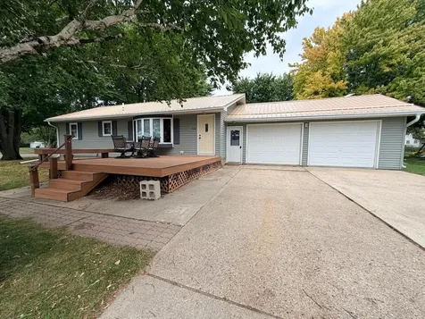726 5th Avenue Brewster MN 56119