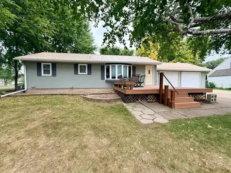 726 5th Avenue Brewster MN 56119