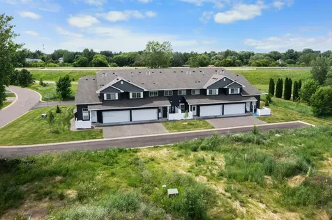 1773 Cleveland Court S Cambridge MN 55008