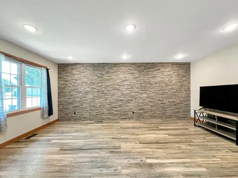 1024 5th Street SW Willmar MN 56201