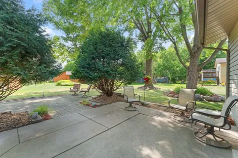 9791 Ives Lane N Maple Grove MN 55369