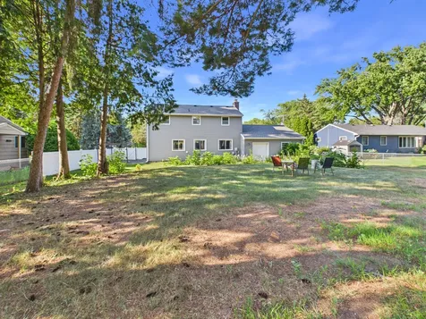 1209 Pine Street W Stillwater MN 55082