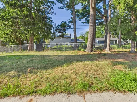 1209 Pine Street W Stillwater MN 55082